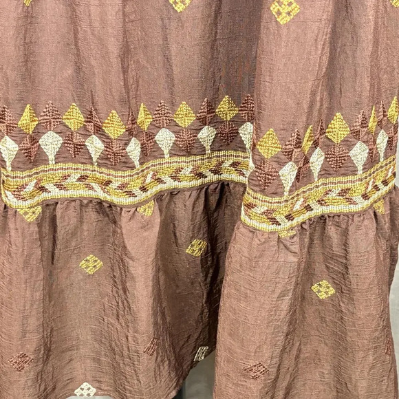 Fig & Flower Anthropologie Embroidered Tiered 3/4 Sleeve Dress Size Medium - Picture 5 of 8